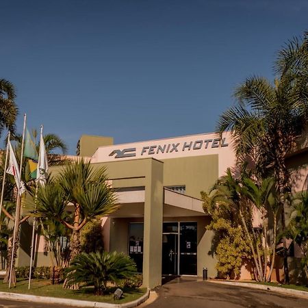 Fenix Hotel Araxá Екстериор снимка
