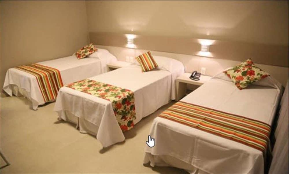 Fenix Hotel Araxá Екстериор снимка