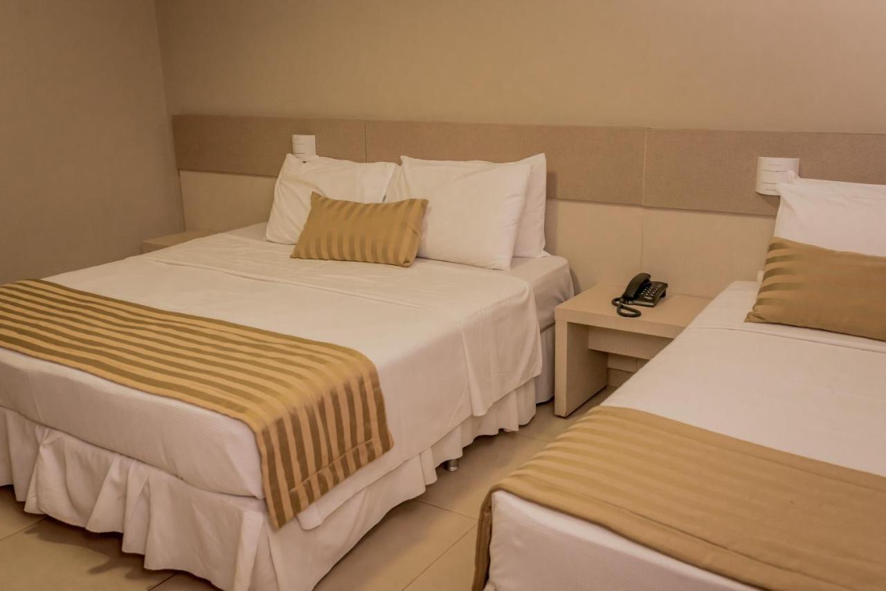 Fenix Hotel Araxá Екстериор снимка